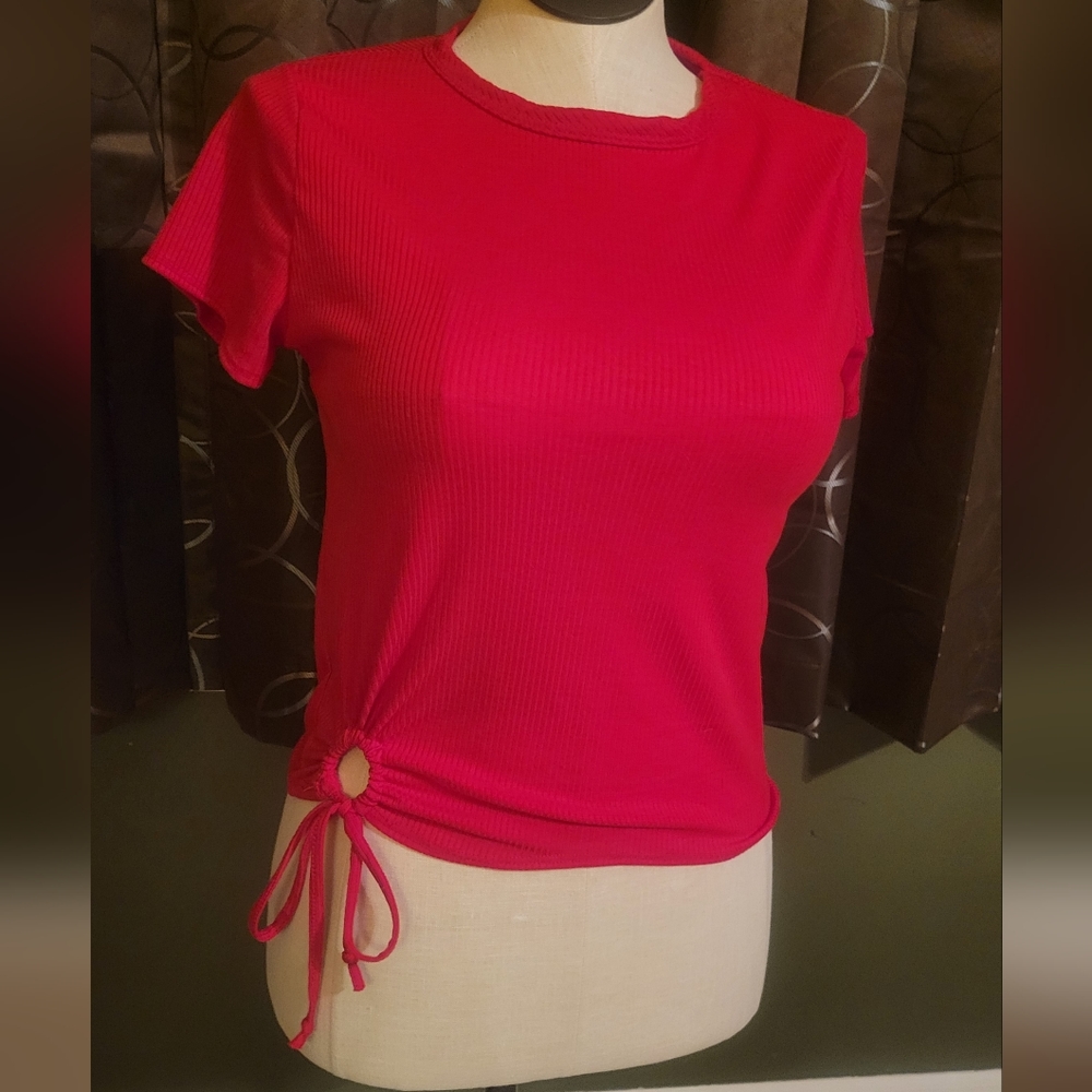 Olivia Rae Side Cinched Tie Red Shirt - Large
